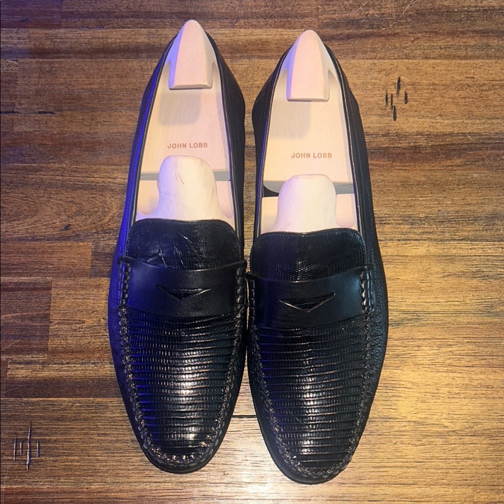 MEZLAN 1968 Black Loafer